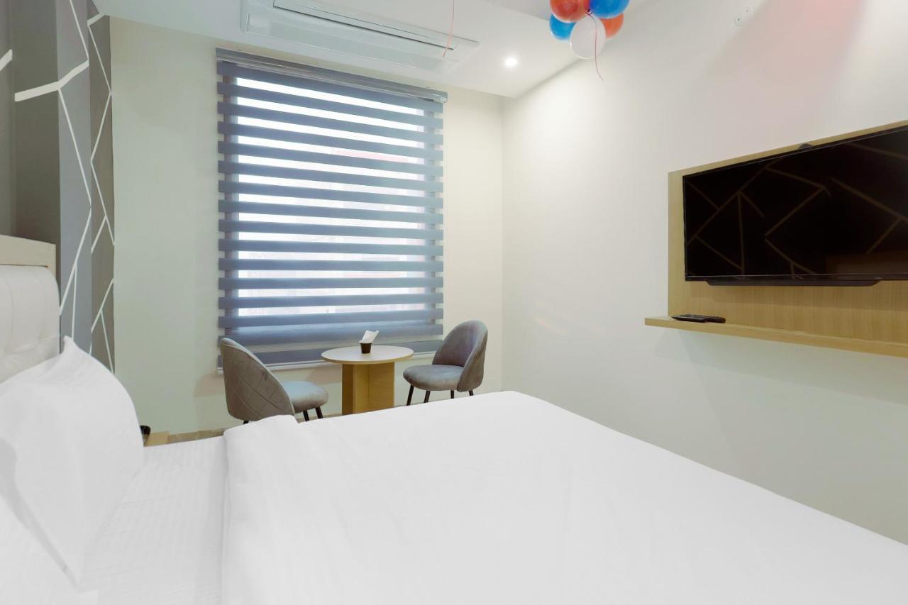 Hotel Bliss Zirakpur Экстерьер фото