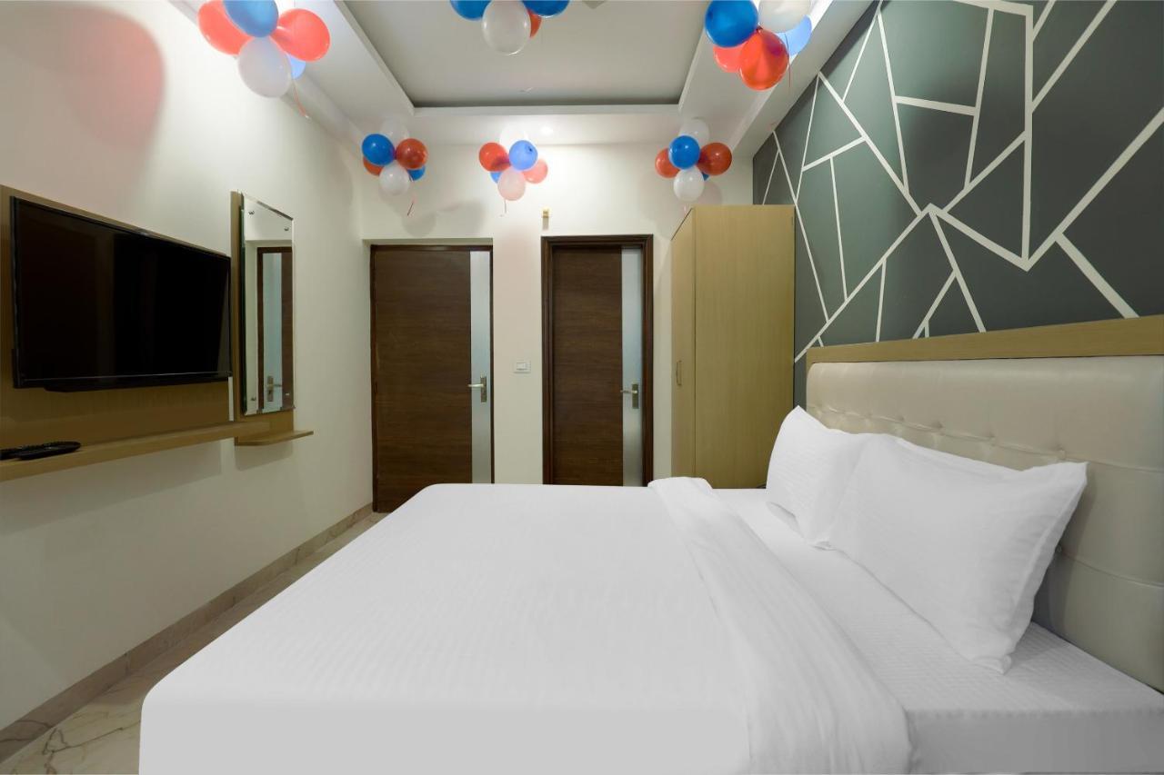Hotel Bliss Zirakpur Экстерьер фото