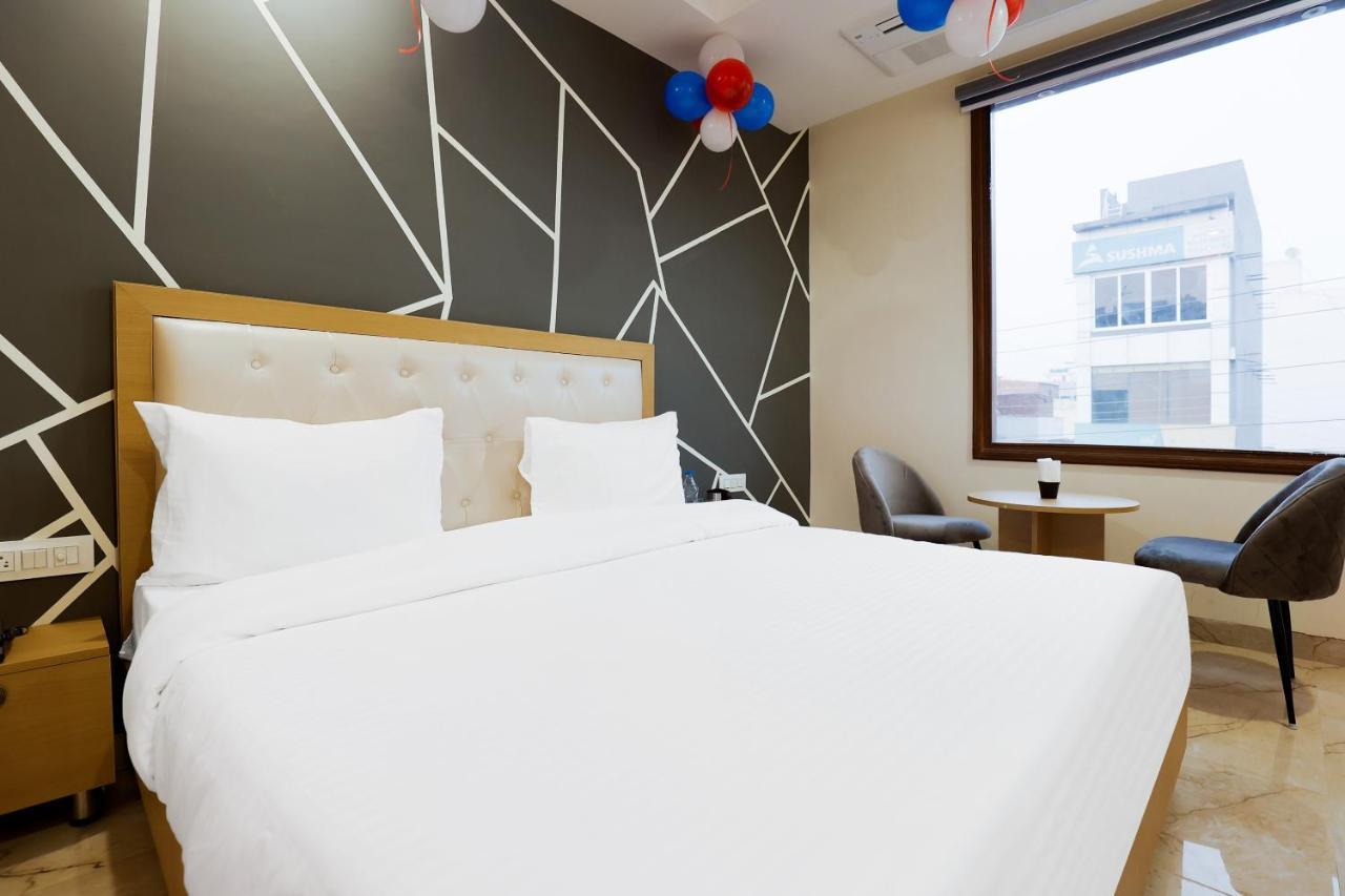 Hotel Bliss Zirakpur Экстерьер фото